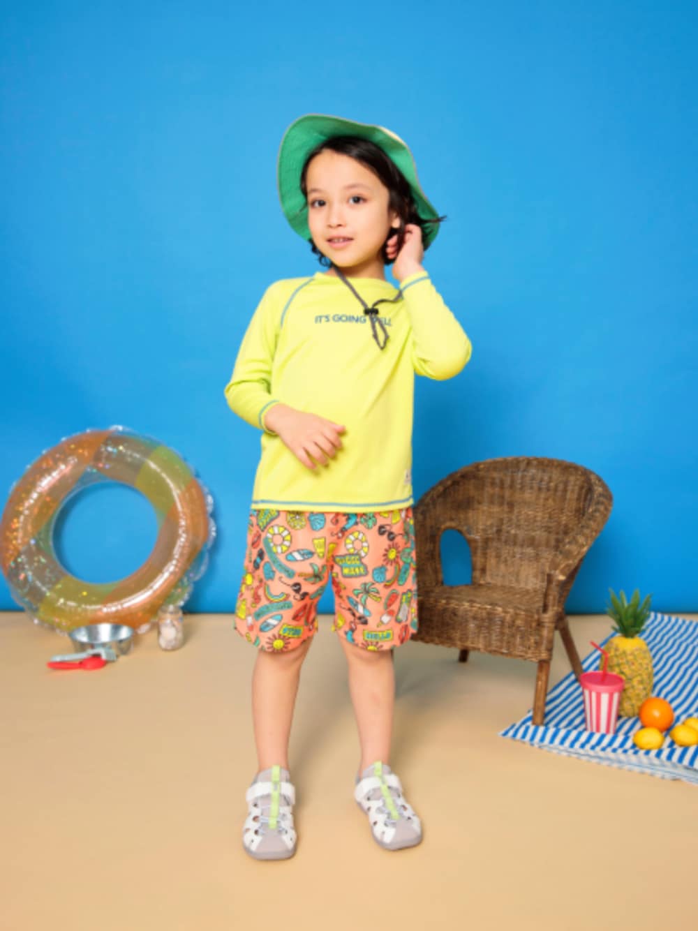 「F.O.Online Store、エフオーオンラインストア(F.O.Online Store)、BREEZE、ブリーズ、キッズコーデ、キッズファッション、男の子、男の子コーデ、水着、スイムウェア、ハット、ラッシュガード、ハーフパンツ、カジュアルコーデ、プチプラ」｜「BREEZEのアウトドアハット（ハット、その他）」を使った、F.O.OnlineStoreさん（キッズ・110cm）の春コーディネートの1枚目の写真