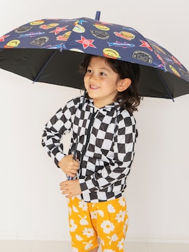 「BREEZE（ブリーズ）のアイテム（パンツ）」を使った、F.O.OnlineStoreさん（キッズ・110cm）の春コーディネート