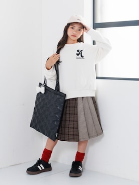 「アイテム（バッグ）」を使った、F.O.OnlineStoreさん（キッズ・141cm）の秋コーディネート