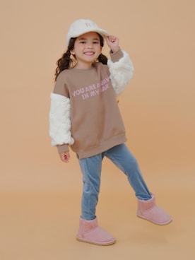 「アイテム（キャップ）」を使った、F.O.OnlineStoreさん（キッズ・110cm）の秋コーディネート