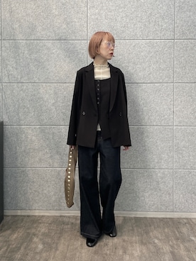 「GALLEST（ギャレスト）のアイテム（デニムパンツ）」を使った、mikuさん（レディース・162cm）の秋コーディネート