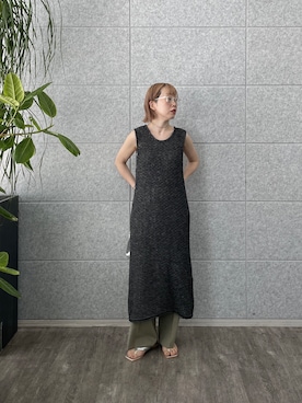 「GALLEST（ギャレスト）のメランジニットワンピース（ワンピース、ブラック系）」を使った、mikuさん（レディース・160cm）の春コーディネート