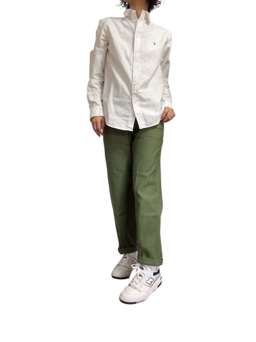 「シャツスタイル、Polo Ralph Lauren、ベイカーパンツ、スニーカー、New Balance、ニューバランス」｜「POLO RALPH LAURENのリラックスド フィット リネン シャツ（シャツ/ブラウス、ホワイト系）」を使った、mmmmm000 _styleさん（レディース・161cm）の春コーディネートの1枚目の写真