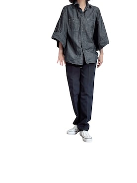 「HYKE（ハイク）の＜HYKE（ハイク）＞シャンブレー ミリタリー シャツ ■■■（シャツ/ブラウス、ブルー系）」を使った、mmmmm000 _styleさん（レディース・161cm）の夏コーディネート