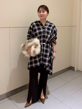 「LOUNGEDRESS（ラウンジドレス）の《1枚で着映え》チュニックシャツ　秋服（シャツ/ブラウス、ブラウン系）」を使った、ancho3さん（レディース・153cm）の秋コーディネート