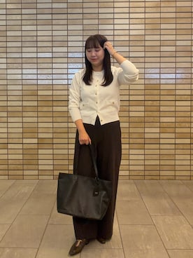 「russet（ラシット）の三層レザーシンプルトートバッグ（トートバッグ、ブラック系）」を使った、rioさん（レディース・157cm）の秋コーディネート