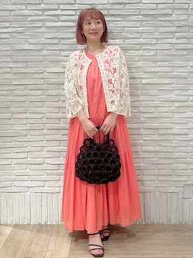 「OPAQUE.CLIP（オペークドットクリップ）の刺繍レースショートブラウス【洗える】（シャツ/ブラウス、ホワイト系）」を使った、YOSHIMIさん（レディース・157cm）の夏コーディネート