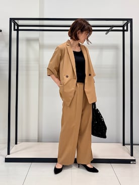 「アイテム（テーラードジャケット、イエロー系）」を使った、Mikiさん（レディース・160cm）の夏コーディネート