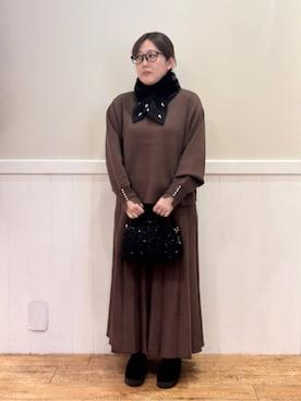 「DRESKIP（ドレスキップ）の【セットアップ可/S-LL】インせず着られる 洗えるもちもち裾ラウンドニット（ニット/セーター、ブラウン系）」を使った、ハチさん（レディース・156cm）の秋コーディネート