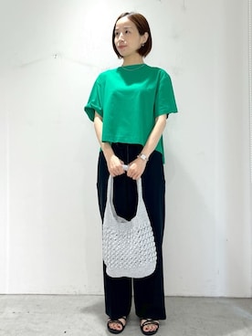 「OPAQUE.CLIP（オペークドットクリップ）のバックフレアショートTシャツ【洗濯機洗い可】（Tシャツ/カットソー、グリーン系）」を使った、yuuさん（レディース・158cm）の夏コーディネート