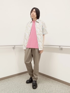 「TAKEO KIKUCHI（タケオキクチ）の【BOWLER HAT LABEL】アイスクリアコットンボーラーハットウォーカー 半袖ポケT（Tシャツ/カットソー、ピンク系）」を使った、moritaさん（メンズ・168cm）の夏コーディネート