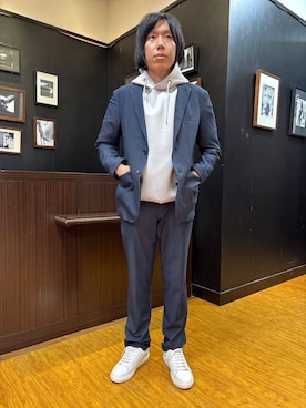「TAKEO KIKUCHI（タケオキクチ）のエアダン プルオーバー パーカー（パーカー、グレー系）」を使った、moritaさん（メンズ・168cm）の秋コーディネート