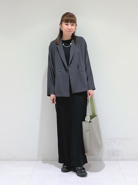 「INDIVI（インディヴィ）の【長さ調整自由】メタルカーブバーネックレス（ネックレス、シルバー系）」を使った、tsuyuさん（レディース・162cm）の春コーディネート