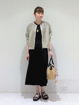 「アイテム（バンダナ/スカーフ、パープル系）」を使った、tsuyuさん（レディース・162cm）の春コーディネート