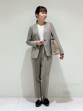 「アイテム（スーツジャケット、ブラウン系）」を使った、tsuyuさん（レディース・162cm）の秋コーディネート