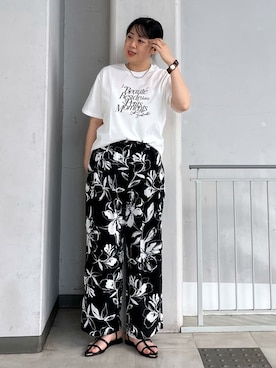 「アイテム（その他パンツ、シルバー系）」を使った、aiさん（レディース・162cm）の春コーディネート