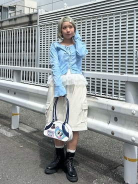「w closet（ダブルクローゼット）の【カップ付き/3色展開】チュールフリルキャミ（キャミソール、ホワイト系）」を使った、Asakaさん（レディース・157cm）の春コーディネート