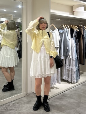 「w closet（ダブルクローゼット）のアイテム（ジャケット/アウター）」を使った、Asakaさん（レディース・157cm）の春コーディネート