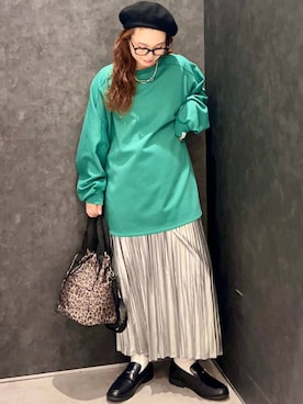 「アイテム（スカート、シルバー系）」を使った、ありぴさん（レディース・155cm）の秋コーディネート