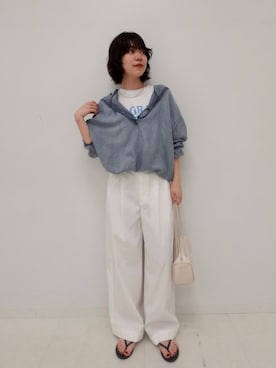 「FRAMeWORK（フレームワーク）の【BLUESCENTRIC / ブルースセントリック】 MY GRASS IS BLUE SS TEE（Tシャツ/カットソー、ホワイト系）」を使った、shiinaさん（レディース・163cm）の春コーディネート