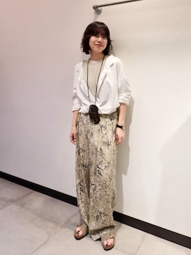 「FRAMeWORK（フレームワーク）のアイテム（財布/小物）」を使った、shiinaさん（レディース・163cm）の春コーディネート