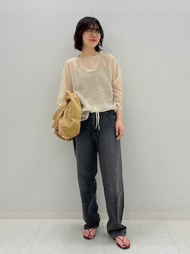 「FRAMeWORK（フレームワーク）のJOHNBULL/ジョンブル デニムワイドイージーパンツ（デニムパンツ、ブラック系）」を使った、shiinaさん（レディース・163cm）の春コーディネート