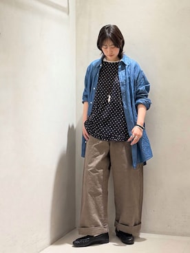 「JOURNAL STANDARD LUXE（ジャーナルスタンダード　ラックス）のツイルベイカーパンツ（その他パンツ、ブラウン系）」を使った、ATさん（レディース・155cm）の春コーディネート