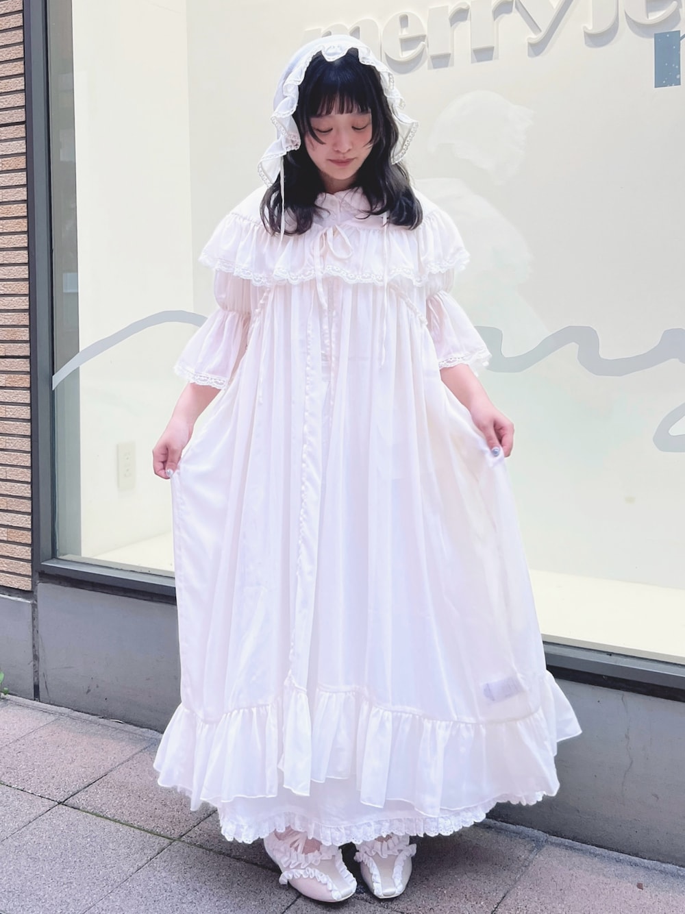 シアーロングガウンを使った人気ファッションコーディネート - WEAR