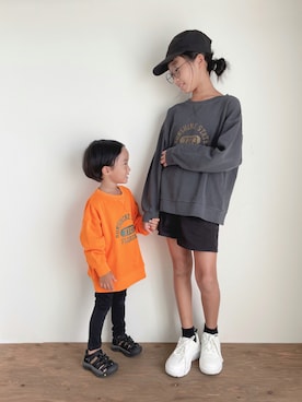 「CIAOPANIC TYPY（チャオパニックティピー）のアイテム（スウェット）」を使った、yuyuemさん（キッズ・145cm）の秋コーディネート