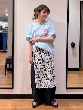 「Right-on（ライトオン）のHONEYSUCKLE ROSE(ハニーサックルローズ)レースラップスカート（スカート、ホワイト系）」を使った、池元ゆき乃さんの夏コーディネート