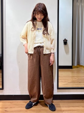 「BACK NUMBER（バックナンバー）のアイテム（トップス）」を使った、池元ゆき乃さん（レディース・166cm）の春コーディネート