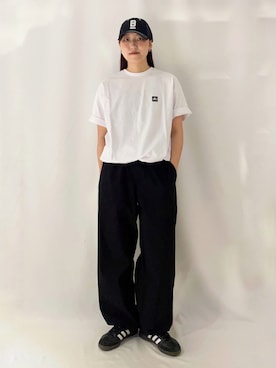 「CAMP7（キャンプセブン）のCAMP7(キャンプ7)バックストレートラインロゴプリントＴシャツ（Tシャツ/カットソー、ホワイト系）」を使った、inoueさん（レディース）の春コーディネート