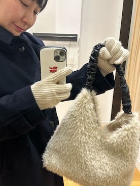 「アイテム（その他アウター、グレー系）」を使った、ふくおかさんさん（レディース・155cm）の冬コーディネート