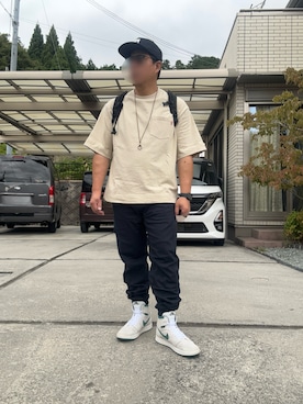 「アイテム（バックパック/リュック）」を使った、ぶたゲルゲさん（メンズ・173cm）の秋コーディネート