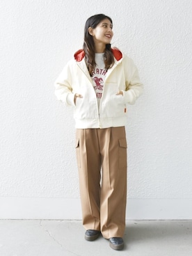「UNIVERSAL OVERALL（ユニバーサルオーバーオール）のアイテム（ブルゾン）」を使った、カーンさん（レディース・158cm）の秋コーディネート