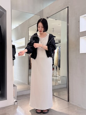 「DouDou（ドゥドゥ）のブークレーダンボールタンクワンピース（ワンピース、ベージュ系）」を使った、yukiさん（レディース・161cm）の夏コーディネート