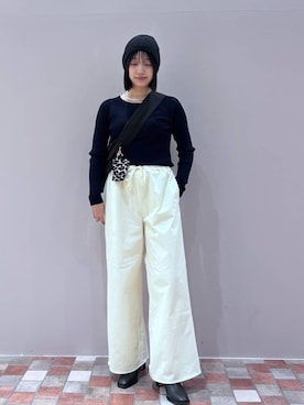 「BARNYARDSTORM（バンヤードストーム）のBARNYARDSTORM / ウォームツイルストレッチワイドパンツ / ハンドウォッシャブル【吸湿発熱】（その他パンツ）」を使った、byrrinnaさん（レディース・155cm）の秋コーディネート