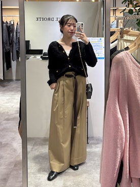 「アイテム（チノパンツ）」を使った、nahoさん（レディース・161cm）の秋コーディネート