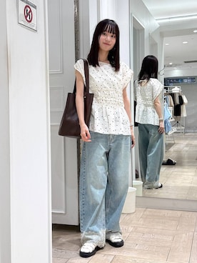 「LOWRYS FARM（ローリーズファーム）のレースデニム　601055（デニムパンツ、ブルー系）」を使った、riidayooさん（レディース）の夏コーディネート