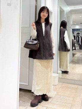 「LOWRYS FARM（ローリーズファーム）のアイテム（ベスト）」を使った、riidayooさん（レディース・160cm）の秋コーディネート