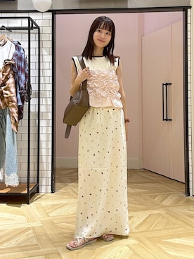 「LOWRYS FARM（ローリーズファーム）のシャーリングビスチェ　1046445（ベスト、ピンク系）」を使った、riidayooさん（レディース）の夏コーディネート