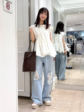 「LOWRYS FARM（ローリーズファーム）のドッキングペプラムノースリーブ　1032148（Tシャツ/カットソー、ホワイト系）」を使った、riidayooさん（レディース）の夏コーディネート