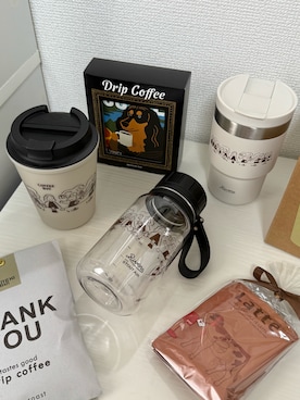 「アイテム（グラス/マグカップ/タンブラー）」を使った、SAKIさん（レディース・157cm）の秋コーディネート