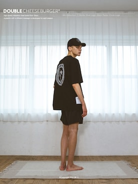 DOUBLE CHEESEBURGERさんのコーディネート