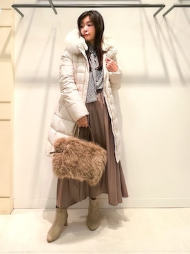 「INDIVI（インディヴィ）の【名品／撥水／抗菌防臭】ロング丈リサイクルダウンコート（ダウンジャケット/コート、ホワイト系）」を使った、Kuwa-Pさん（レディース・159cm）の冬コーディネート