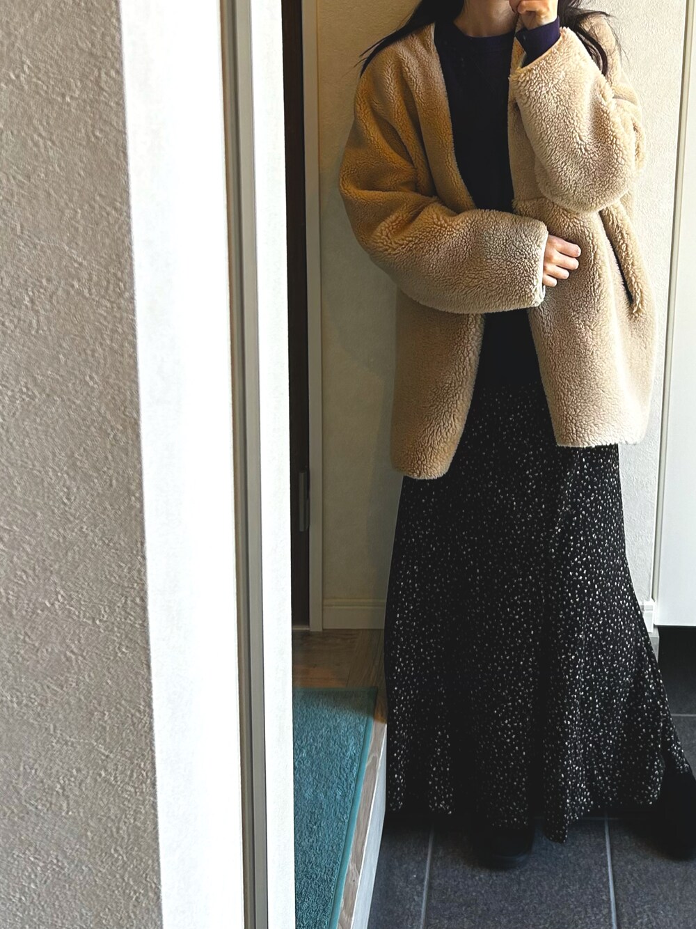「オトナ女子、オトナカジュアル、今日のコーデ、スウェット、ロングスカート、ボア」｜「GRENCHのアイテム（ジャケット/アウター、ベージュ系）」を使った、マナさん（レディース・164cm）の春コーディネートの1枚目の写真