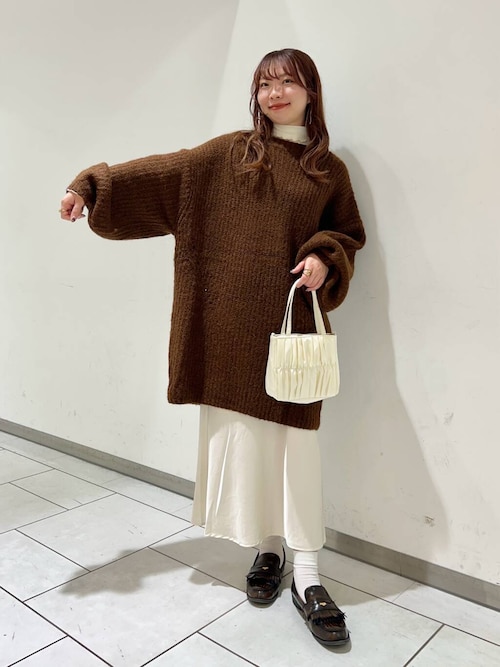 美品 ノーブル ふわふわ ボリューム ロングニット ニットミニワンピース セール】ボリュームニットミニワンピース（ワンピース）｜KBF