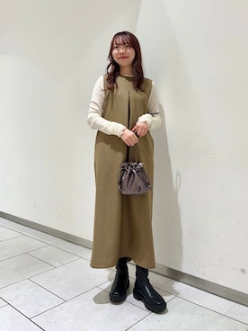 「KBF（ケイビーエフ）のシアーベロアシャーリングスリーブトップス（Tシャツ/カットソー）」を使った、sorakaさん（レディース・159cm）の冬コーディネート