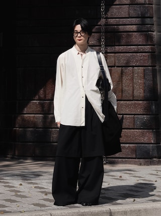「LAPIIS（ラピス）のTWO TUCK WOOL WIDE SHORT TROUSERS（その他パンツ）」を使った、きゅうさん（メンズ・172cm）の春コーディネート