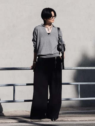 「LAPIIS（ラピス）のCOTTON CASHMERE SKIPPER KNIT（ニット/セーター）」を使った、きゅうさん（メンズ・172cm）の春コーディネート